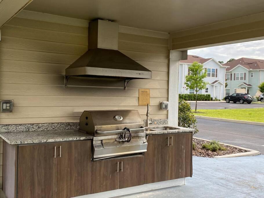 Super Comfy And Spacious 3 Bedroom 10 Minutes From Disney, With Major Shopping 4 Minutes Away Kissimmee Eksteriør billede