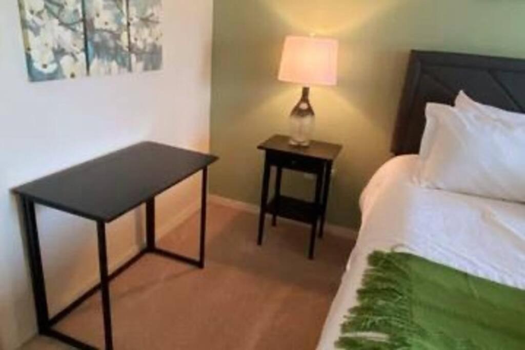 Super Comfy And Spacious 3 Bedroom 10 Minutes From Disney, With Major Shopping 4 Minutes Away Kissimmee Eksteriør billede