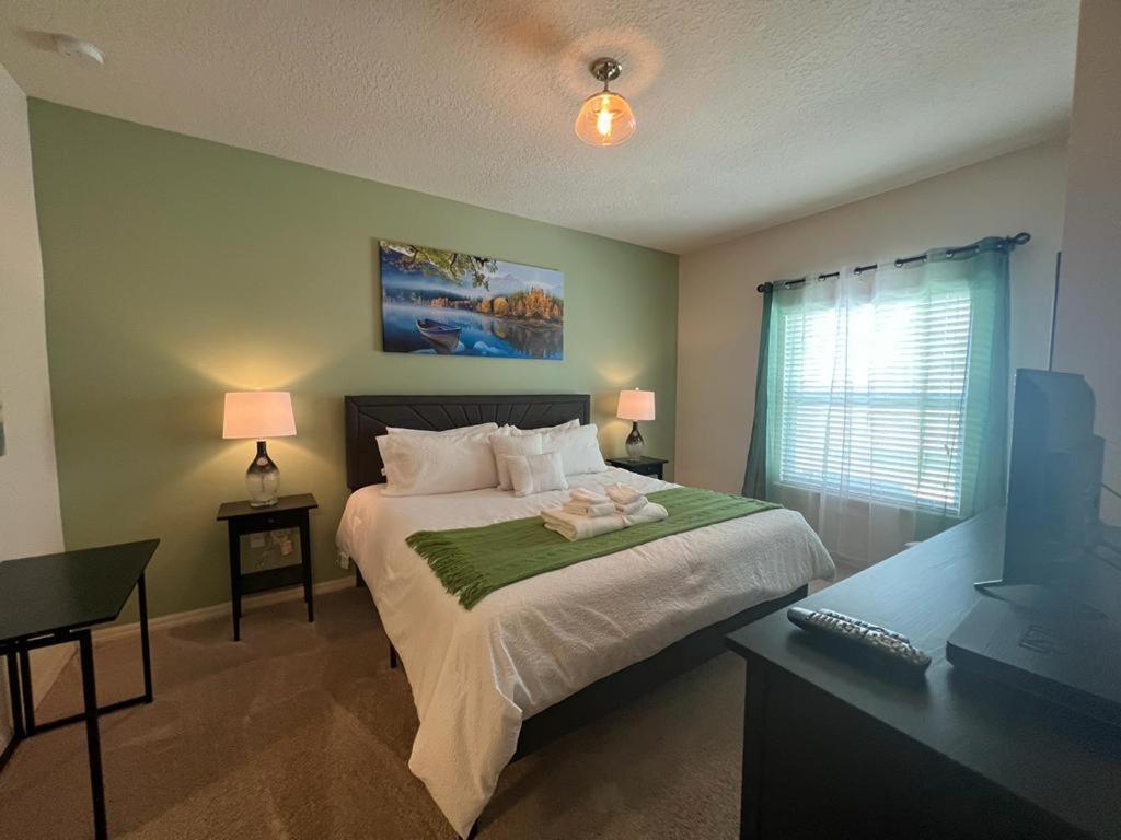 Super Comfy And Spacious 3 Bedroom 10 Minutes From Disney, With Major Shopping 4 Minutes Away Kissimmee Eksteriør billede