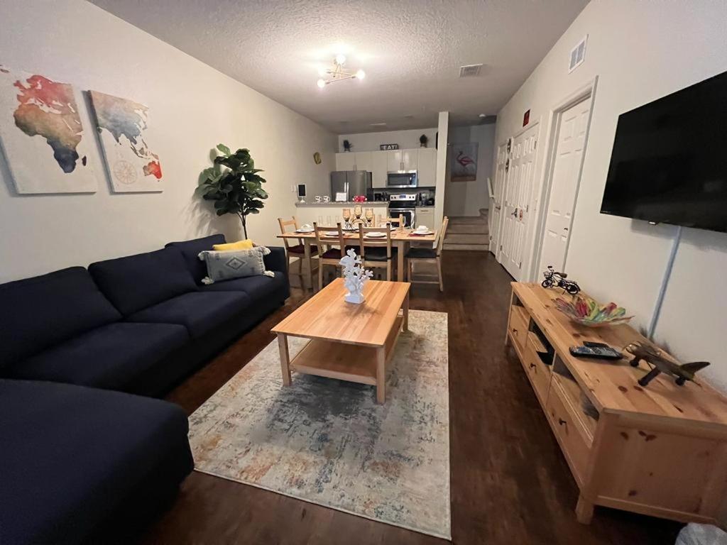 Super Comfy And Spacious 3 Bedroom 10 Minutes From Disney, With Major Shopping 4 Minutes Away Kissimmee Eksteriør billede